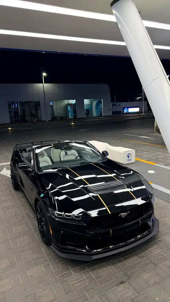 FORD MUSTANG 2024