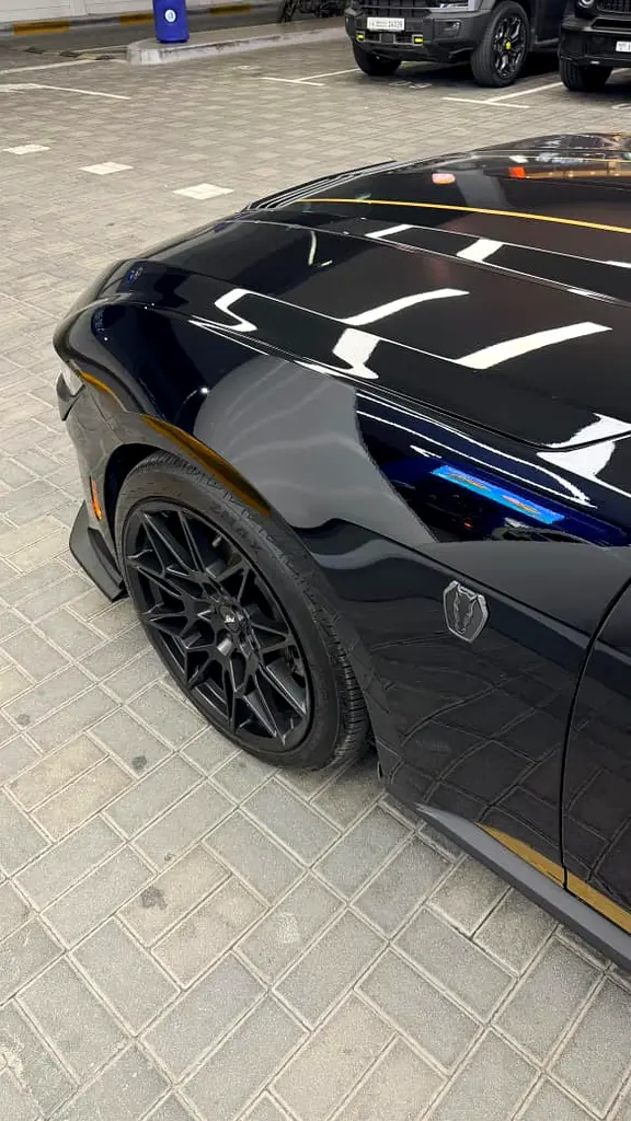 FORD MUSTANG 2024