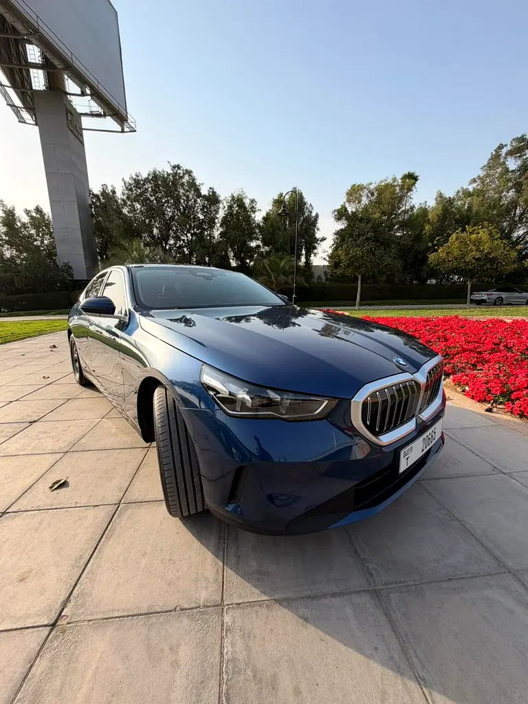 بي أم دبليو 5 SERIES 2026