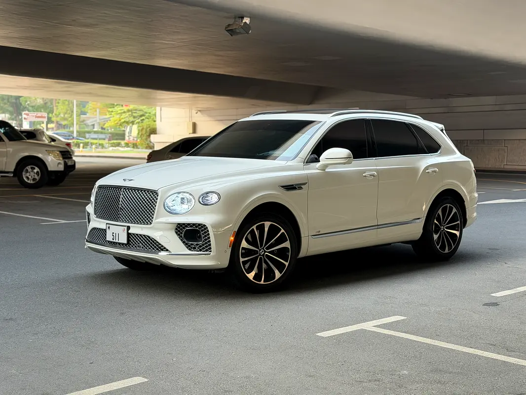 BENTLEY BENTAYGA 2022