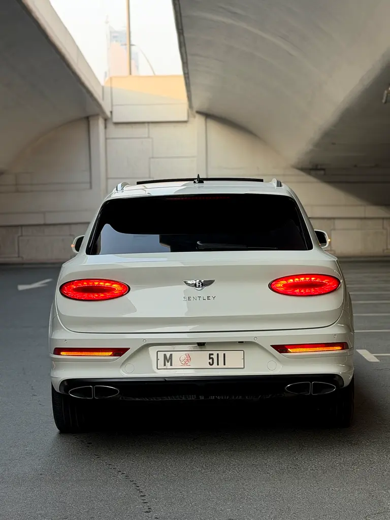 BENTLEY BENTAYGA 2022