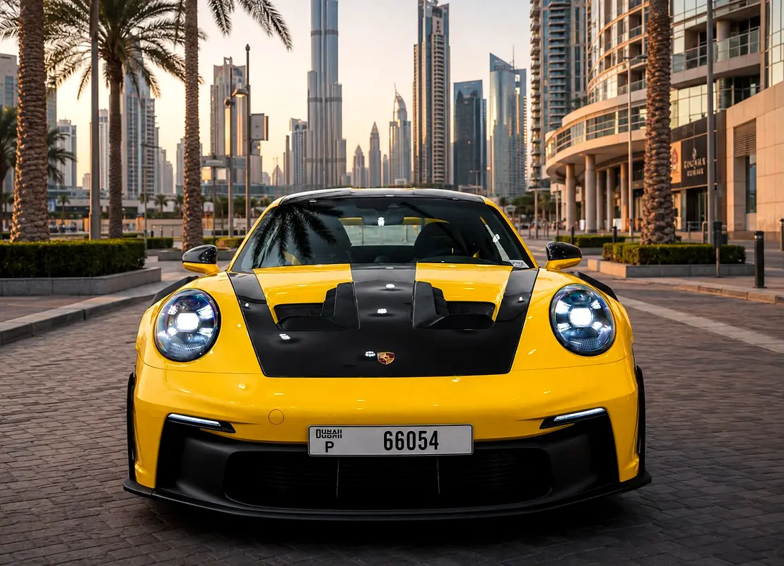 PORSCHE 911 2024