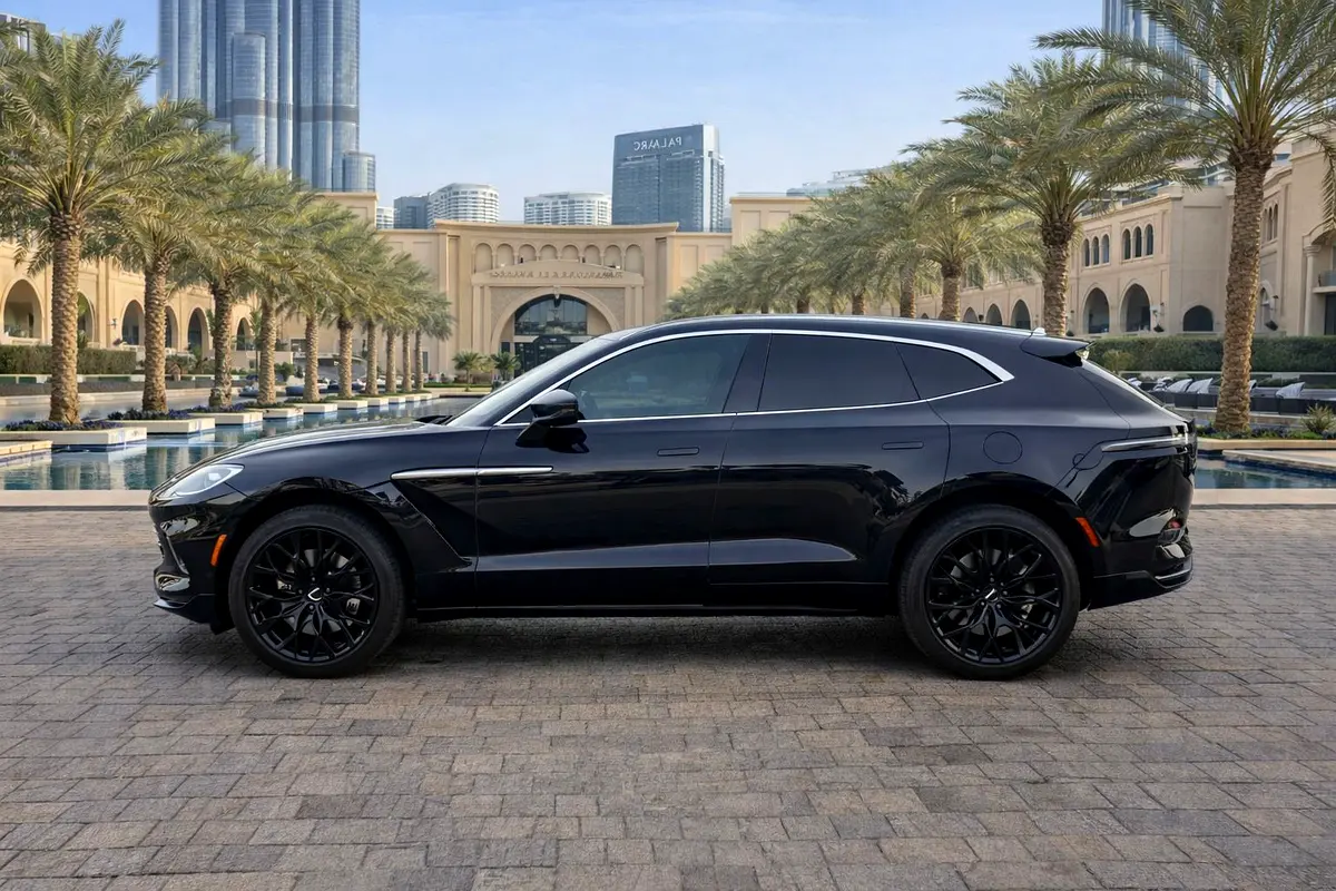 ASTON MARTIN DBX 2024