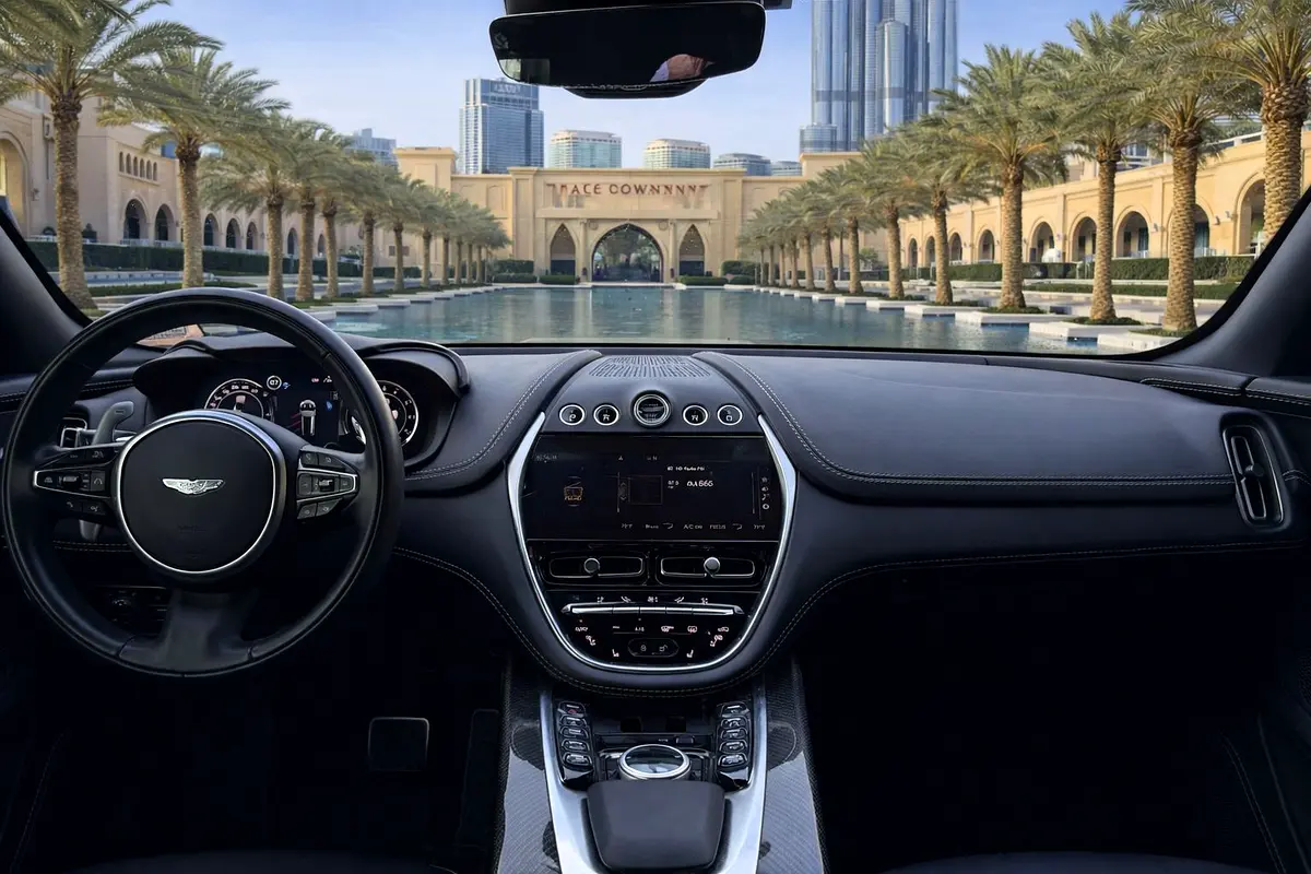 ASTON MARTIN DBX 2024