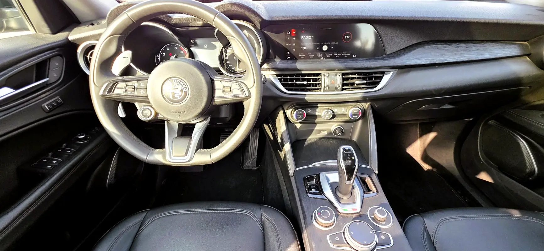 ALFA ROMEO STELVIO 2022