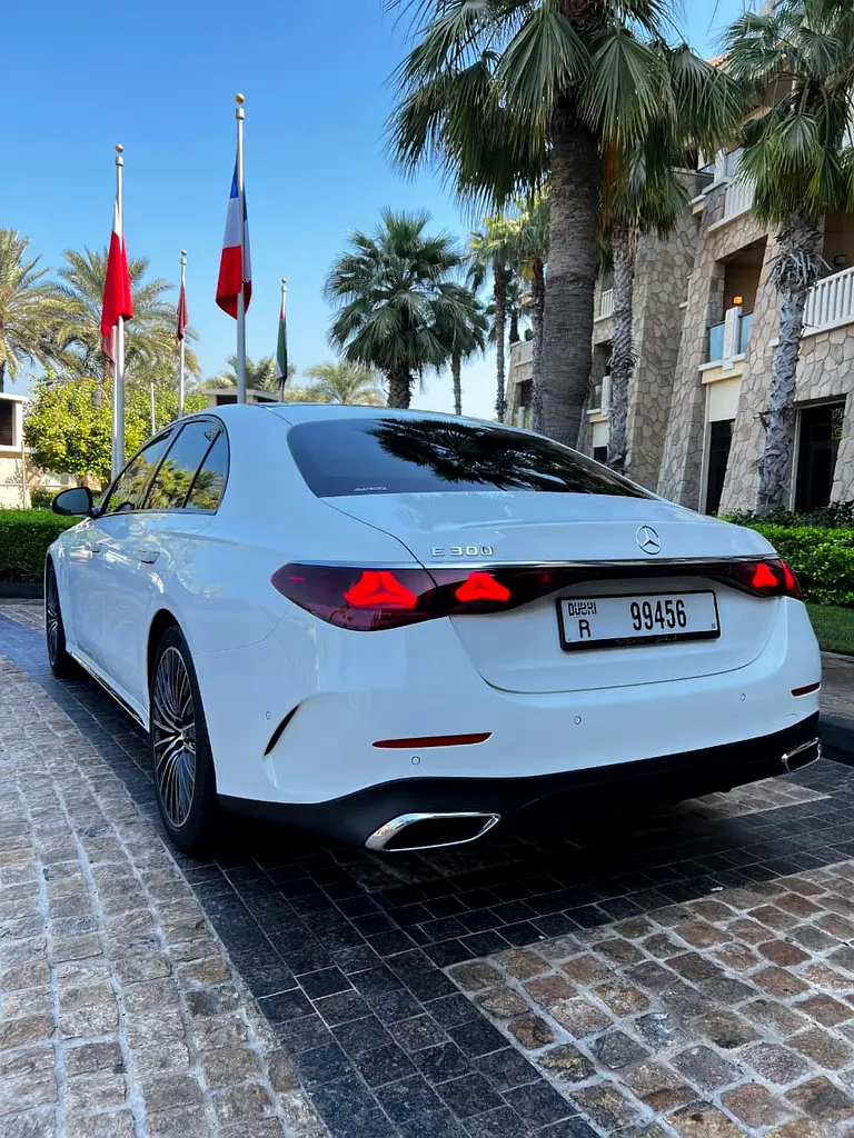 مرسيدس E Class 2025