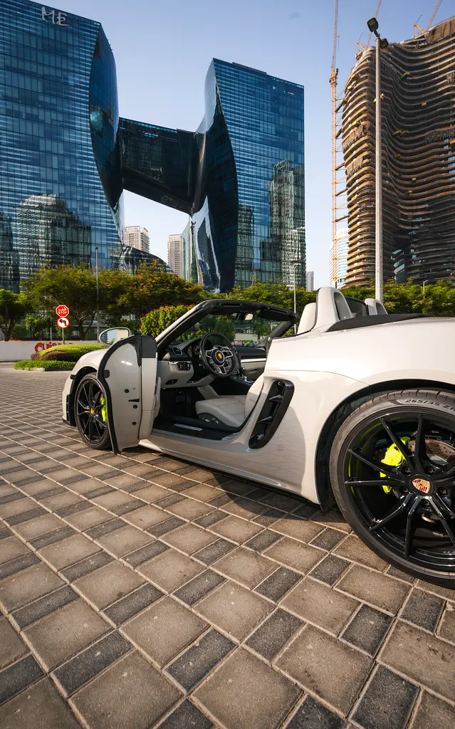 PORSCHE 718 / BOXSTER 2025