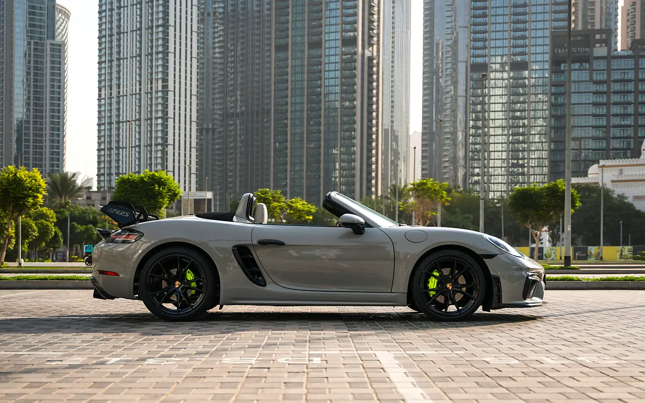 PORSCHE 718 / BOXSTER 2025