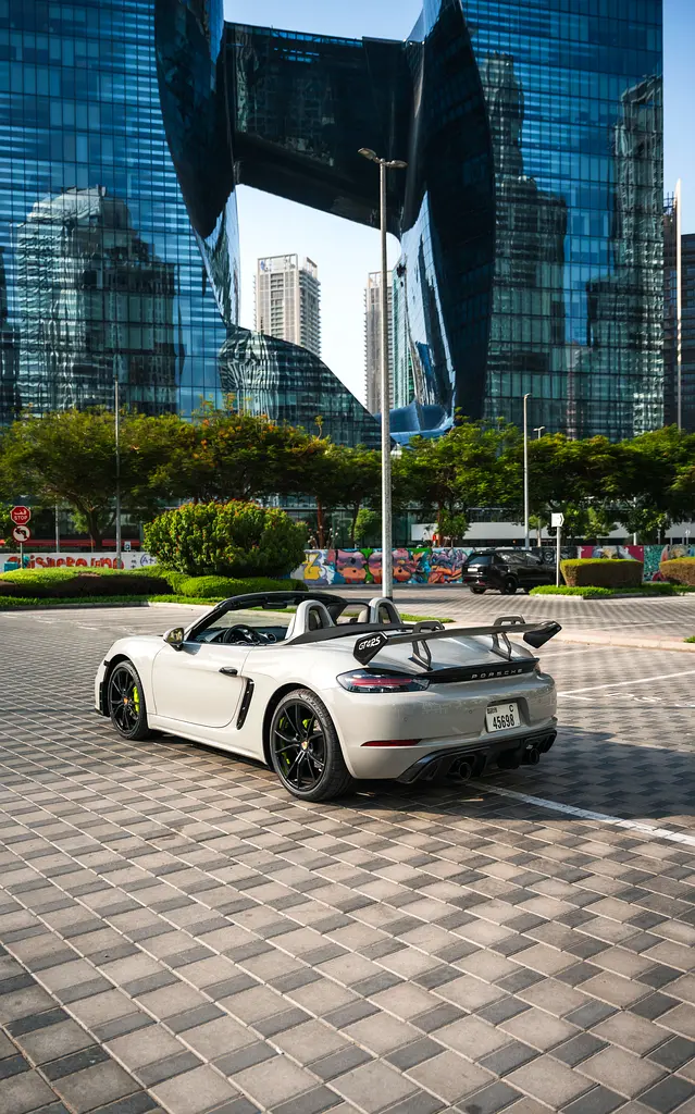 PORSCHE 718 / BOXSTER 2025