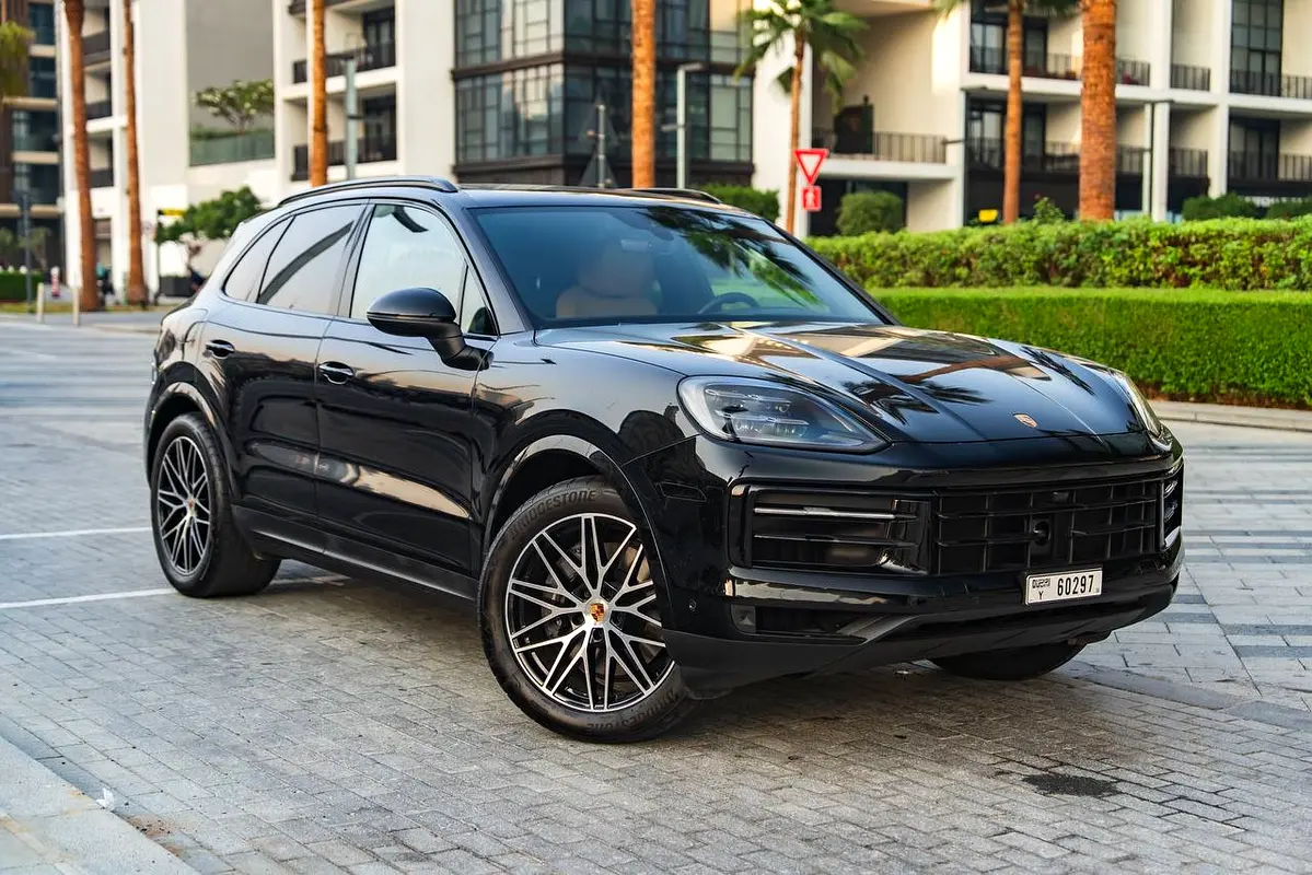 PORSCHE CAYENNE 2025