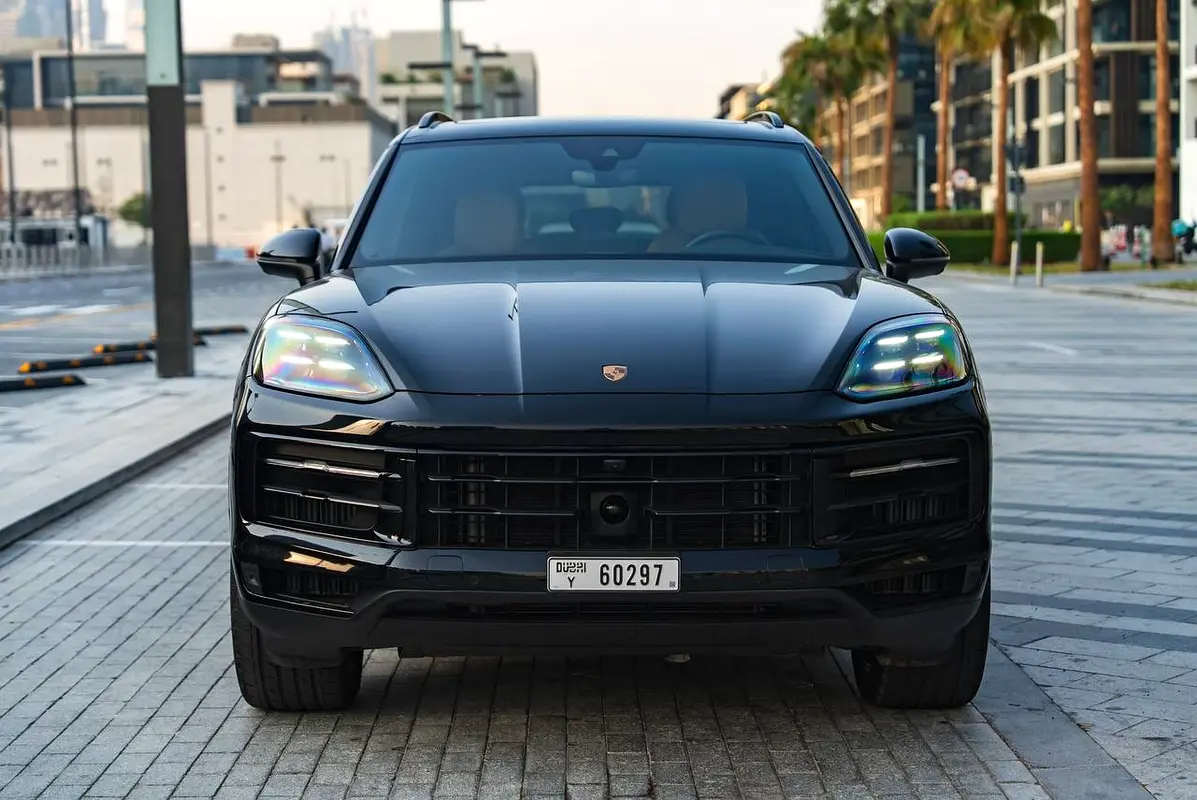 PORSCHE CAYENNE 2025