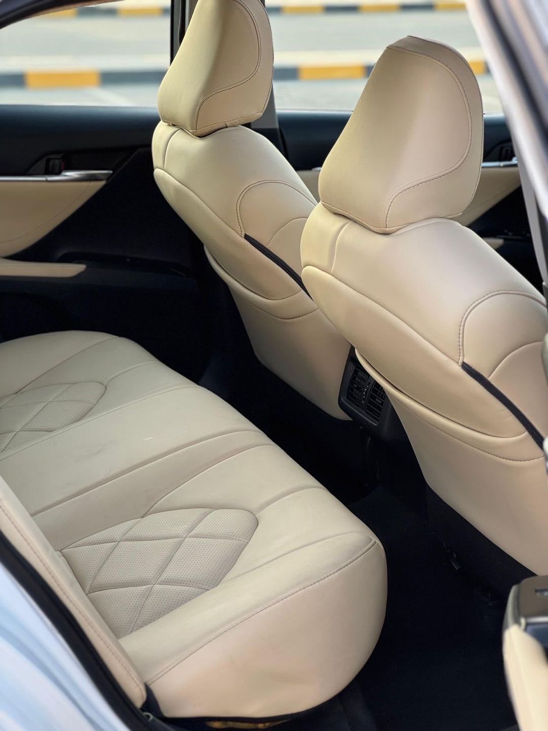 Car Image 2018 TOYOTA CAMRY XLE