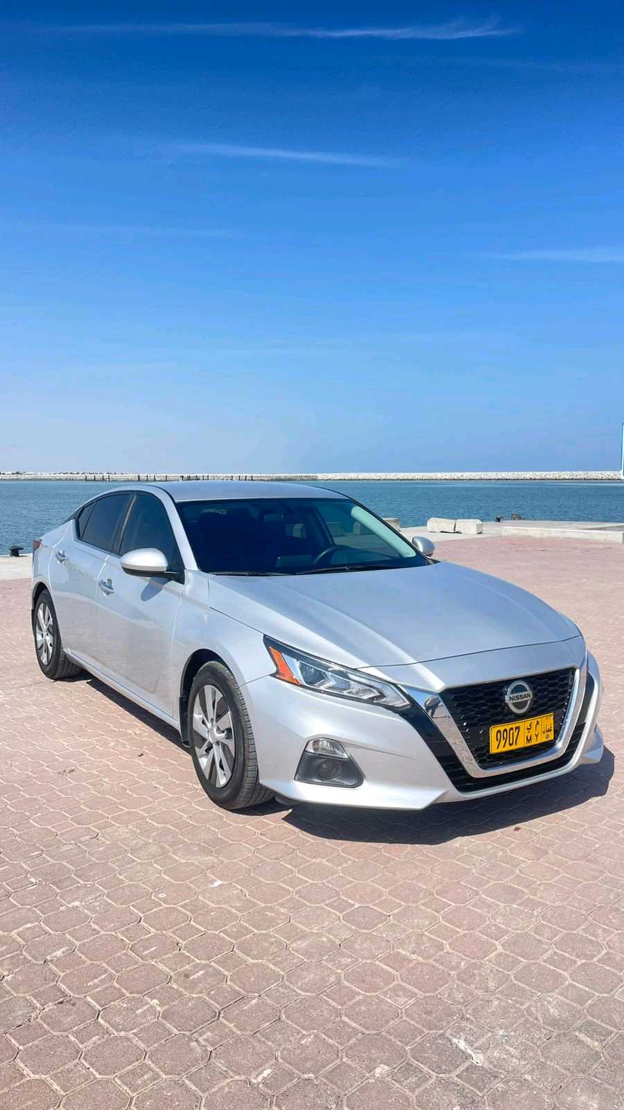 Car Image 2019 NISSAN ALTIMA S