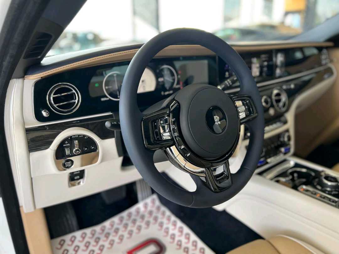 Car Image 2026 ROLLS ROYCE GHOST 