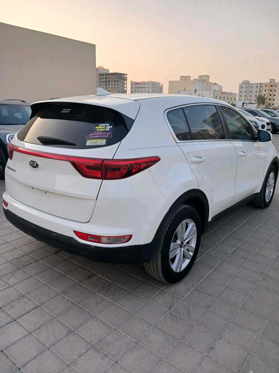 Car Image 2018 Kia SPORTAGE 