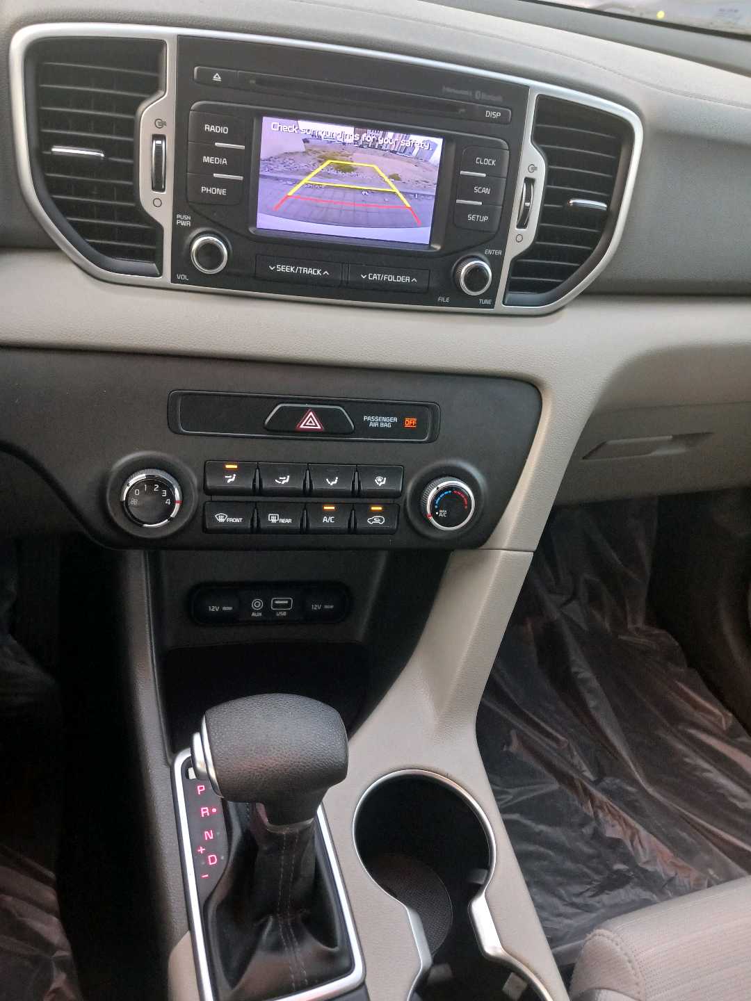 Car Image 2018 Kia SPORTAGE 