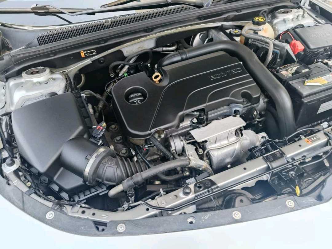 Car Image 2020 CHEVROLET MALIBU 