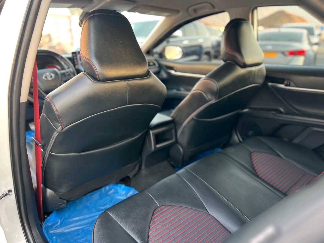 Car Image 2021 TOYOTA CAMRY TRD