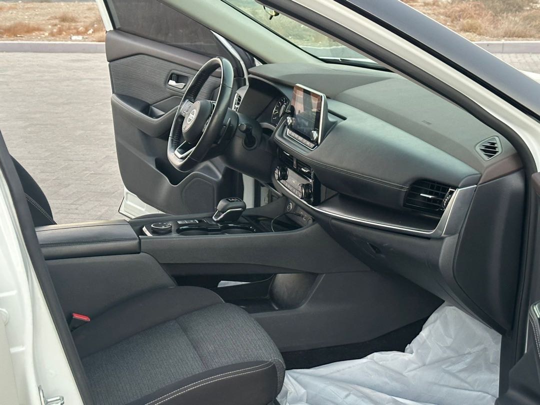 Car Image 2021 NISSAN ROGUE 
