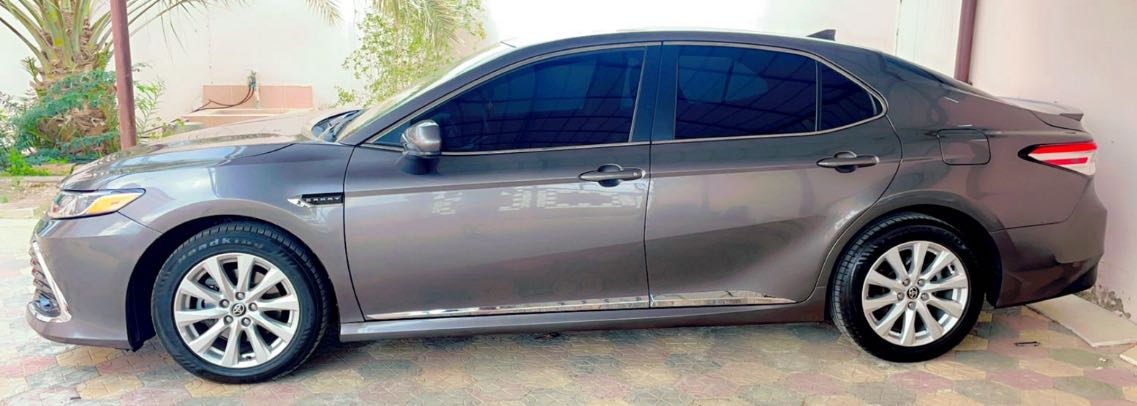 Car Image 2020 TOYOTA CAMRY LE