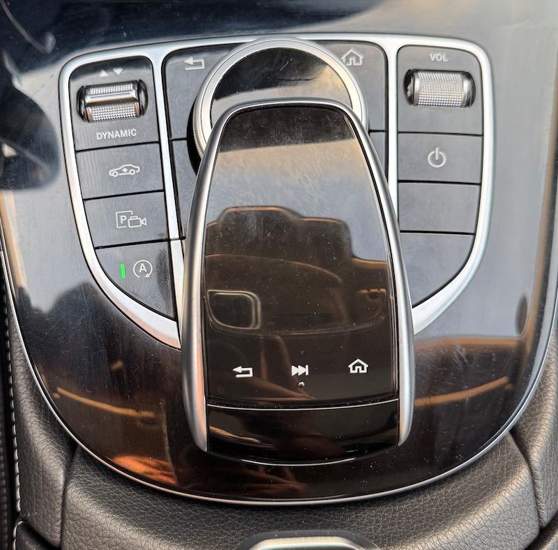 Car Image 2017 MERCEDES E Class  400