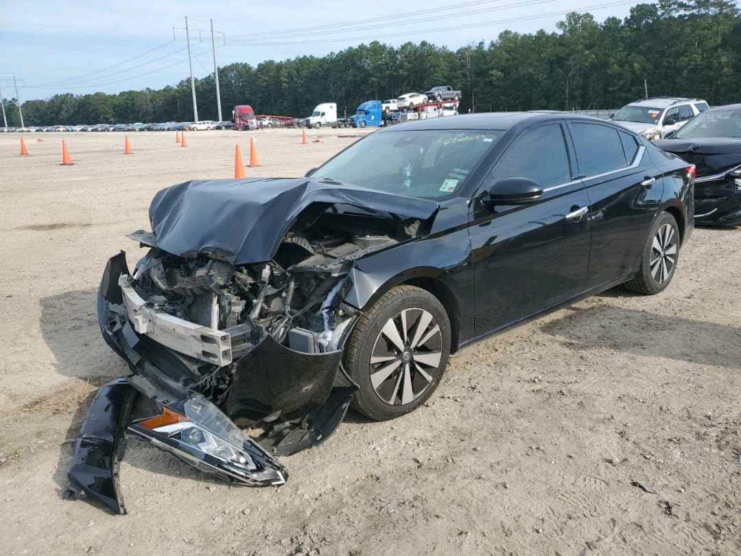 Car Image 2019 NISSAN ALTIMA