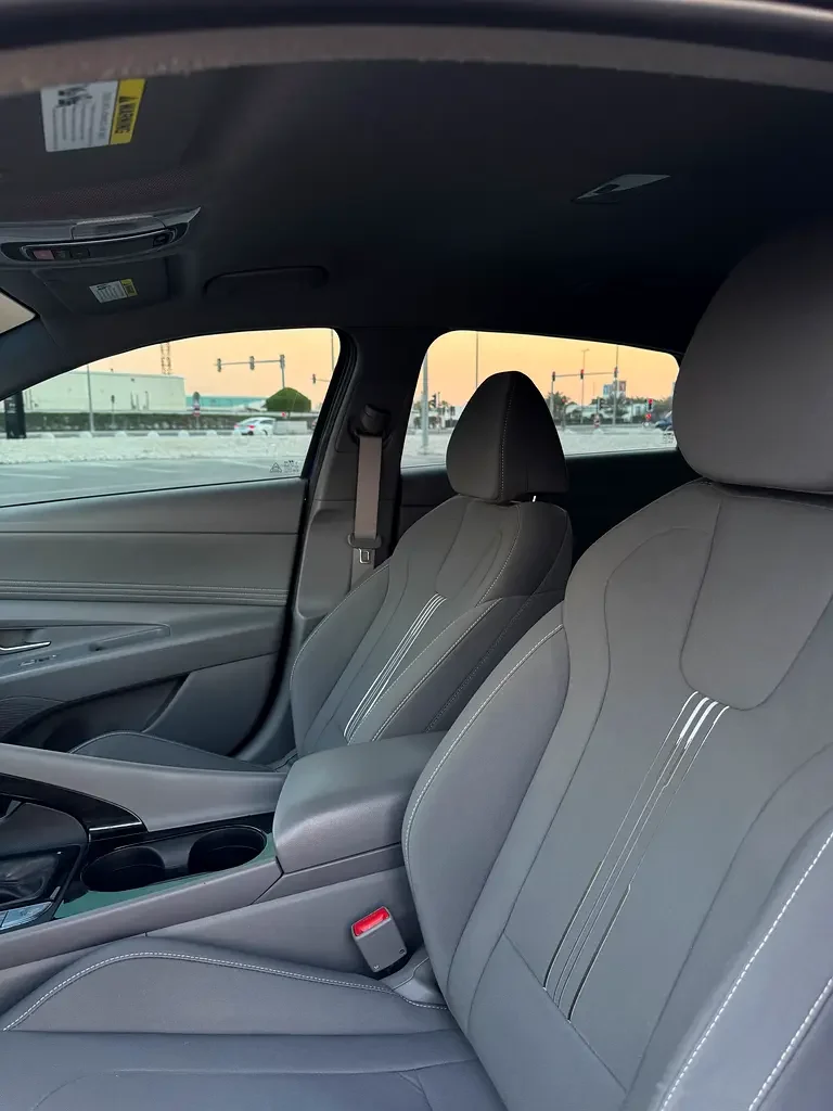 HYUNDAI ELANTRA 2023