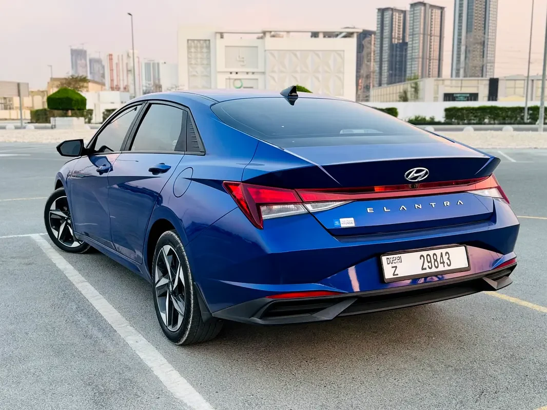 HYUNDAI ELANTRA 2023
