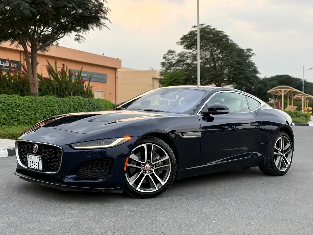 جاكوار F-TYPE 2022