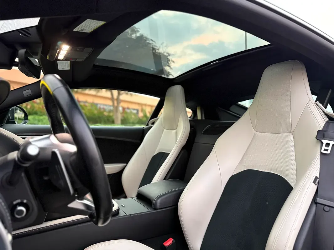جاكوار F-TYPE 2022