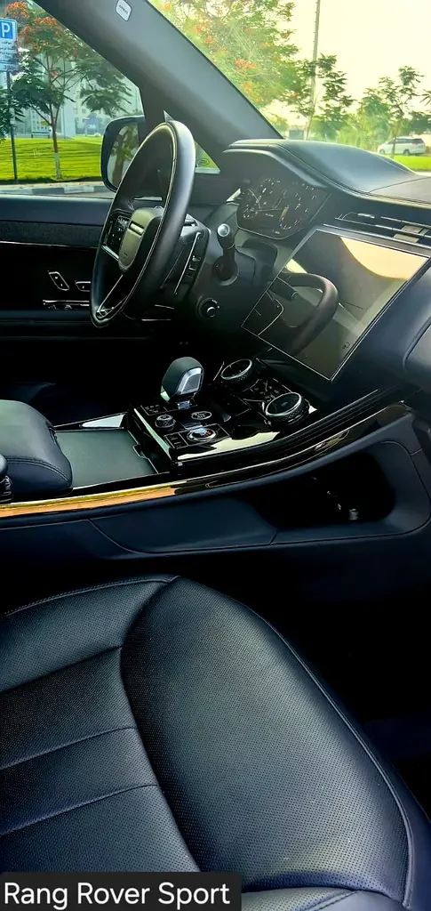 LAND ROVER SPORT 2024