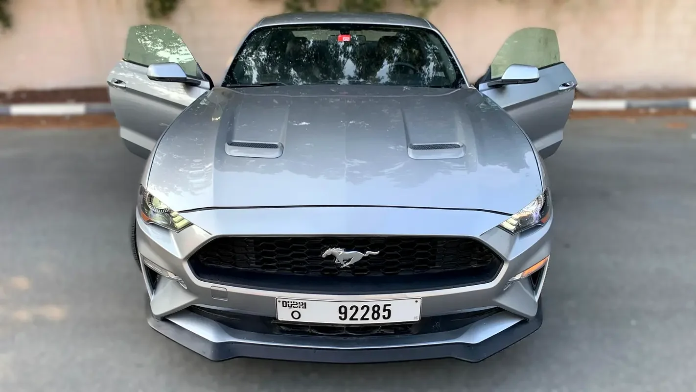 FORD MUSTANG 2020