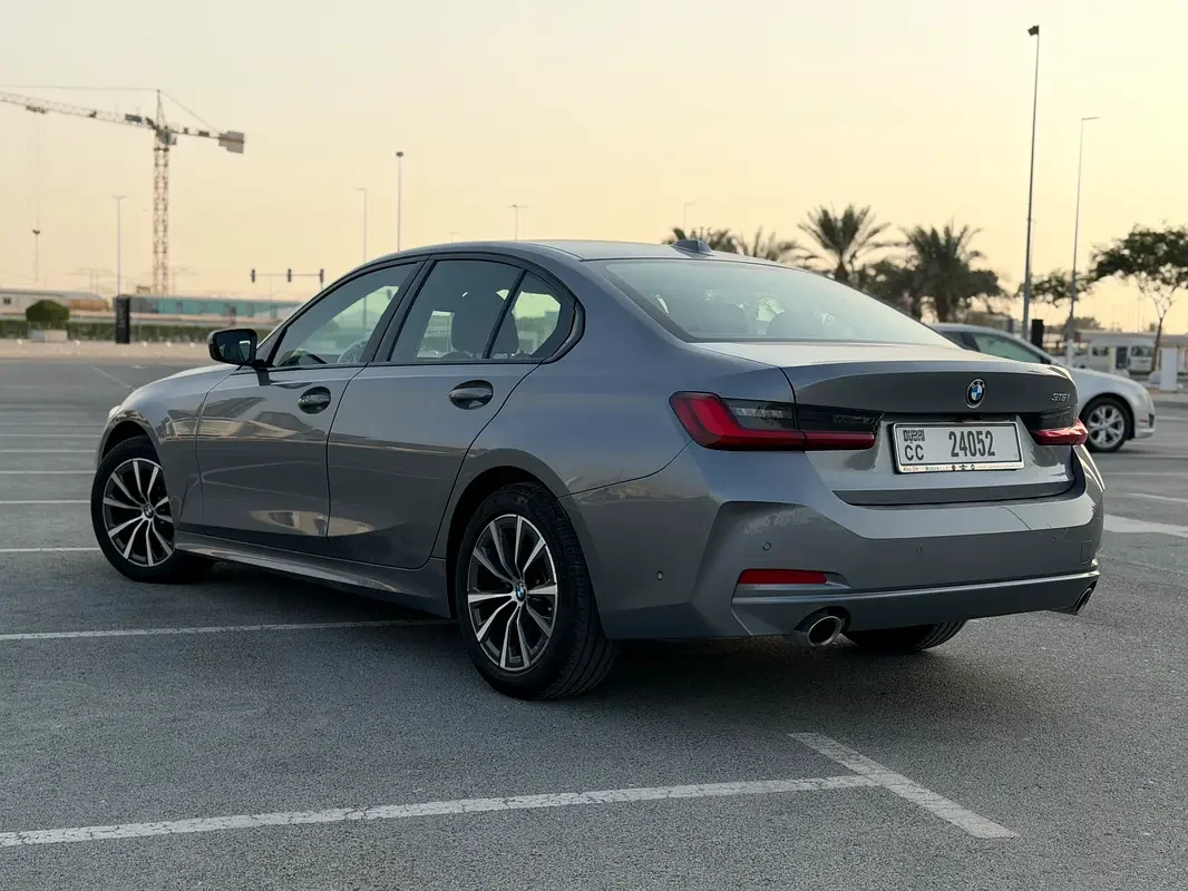 BMW 3 SERIES 2026