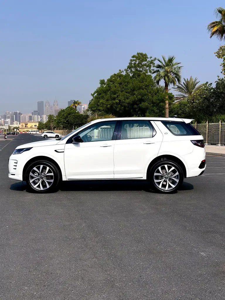لاند روفر Discovery Sport 2025