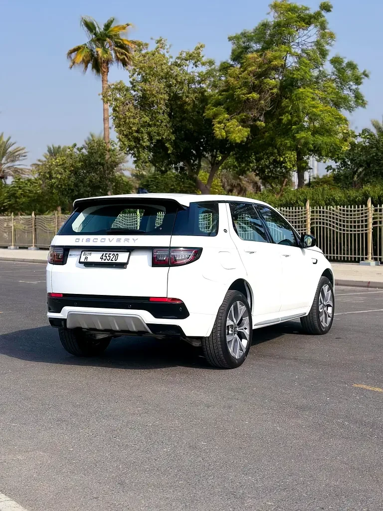 لاند روفر Discovery Sport 2025