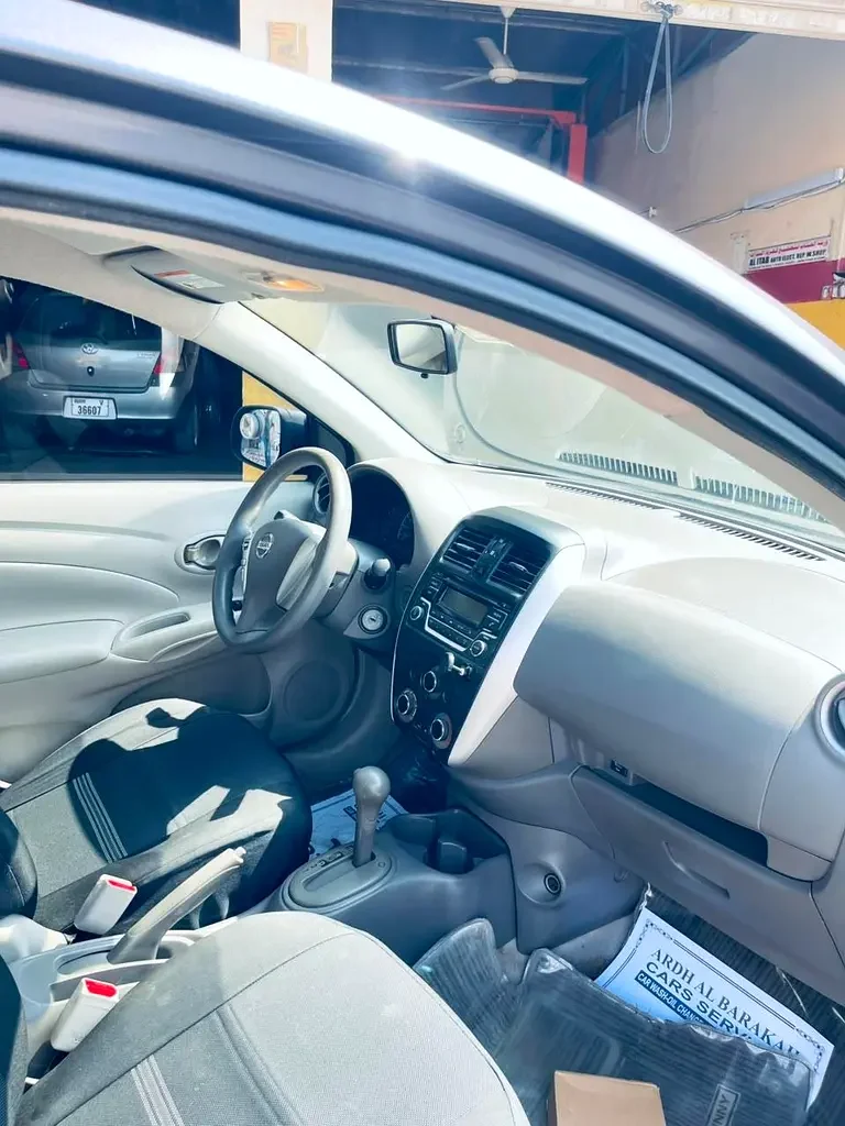 NISSAN SUNNY 2022
