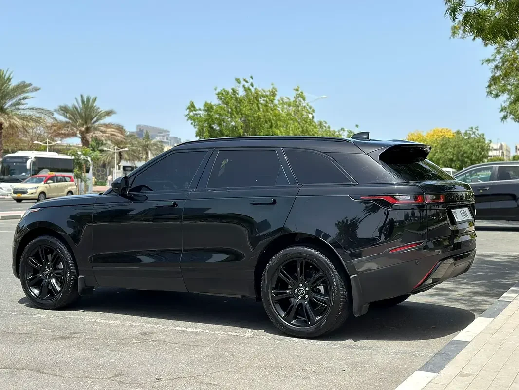 LAND ROVER VELAR 2024