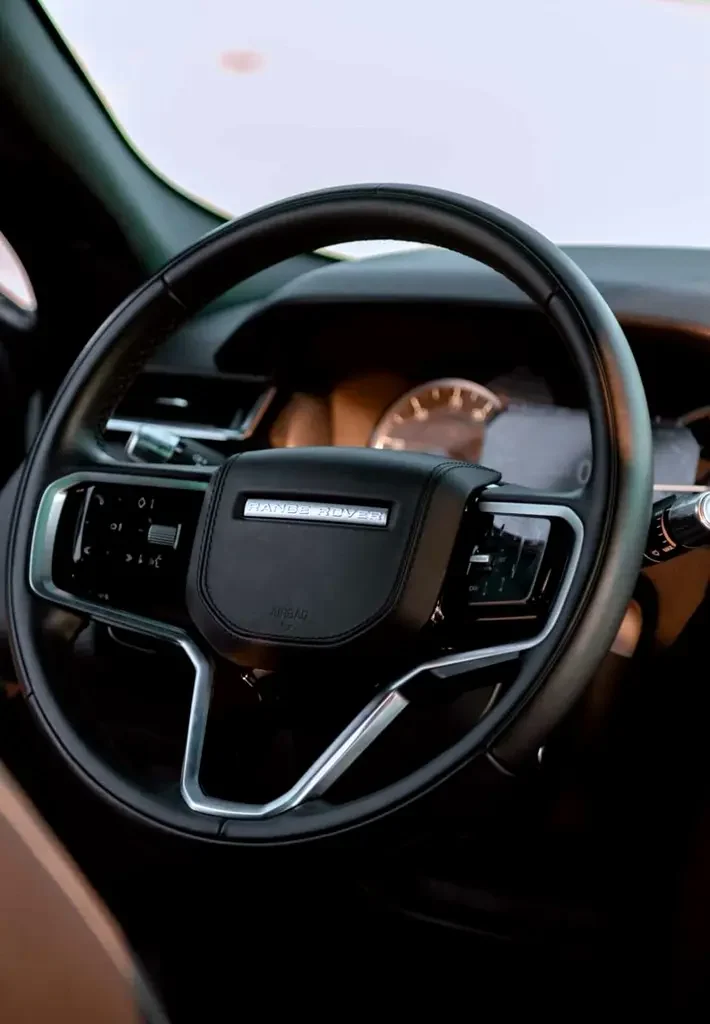 LAND ROVER VELAR 2024
