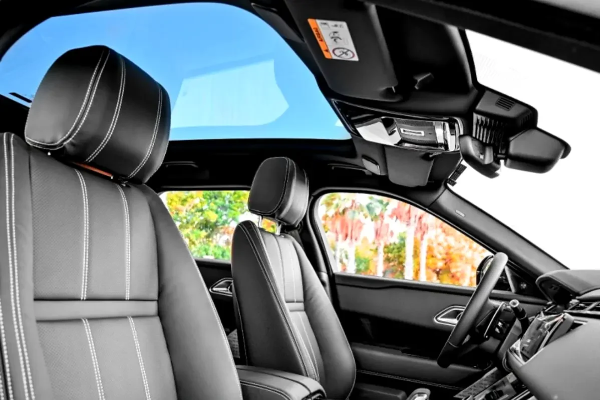 LAND ROVER VELAR 2024