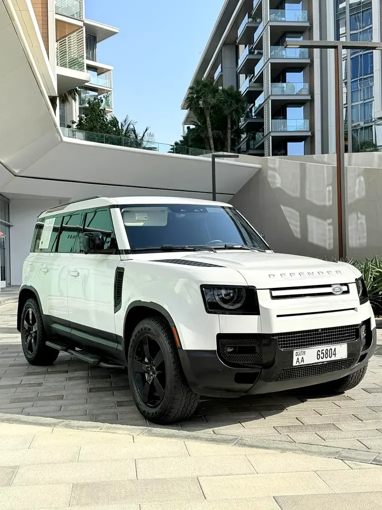 LAND ROVER DEFENDER 2024
