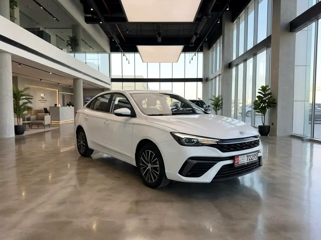 MG 5 2027