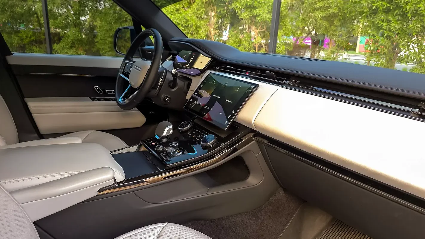 LAND ROVER SPORT 2023