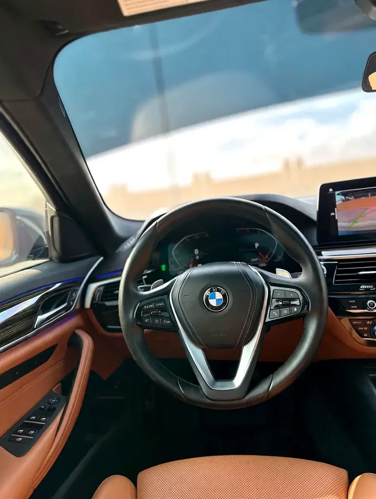BMW 5 SERIES 2022