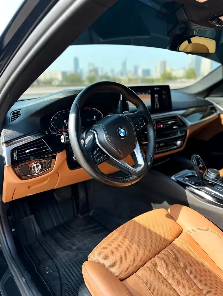 BMW 5 SERIES 2022