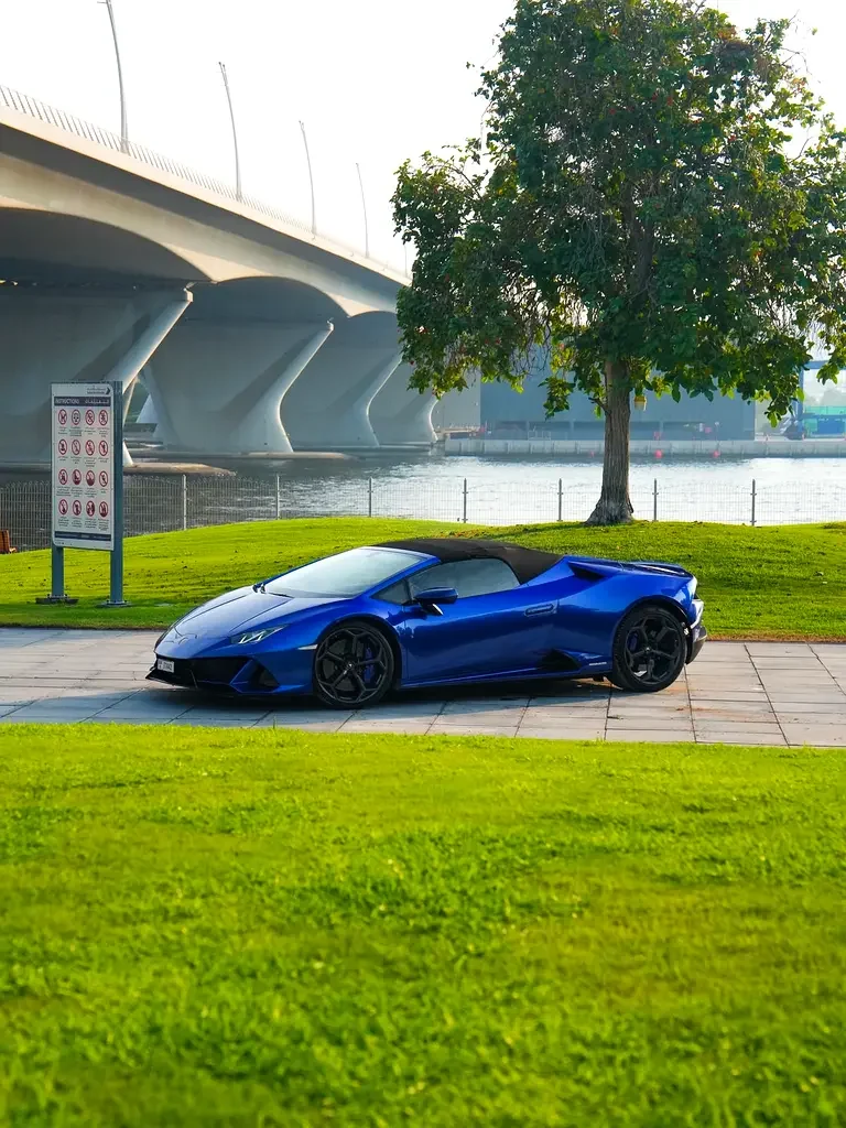 LAMBORGHINI HURACAN 2021