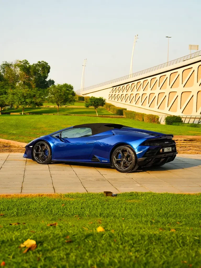 LAMBORGHINI HURACAN 2021