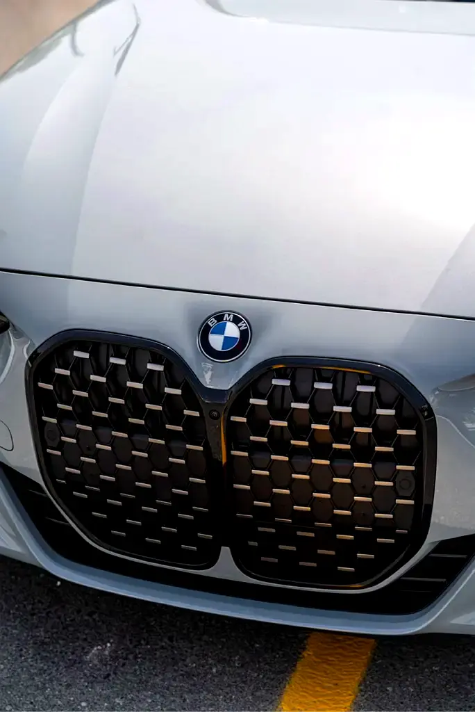 بي أم دبليو 4 SERIES 2025
