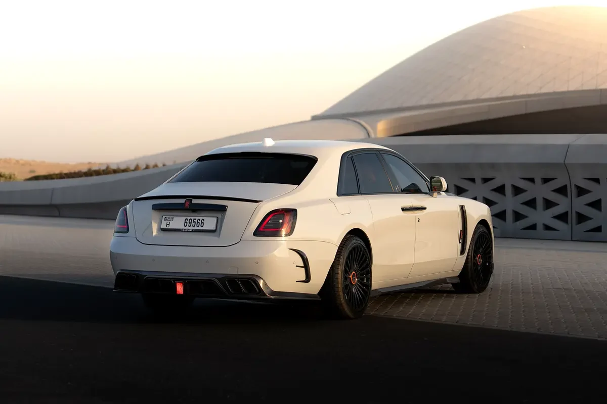 ROLLS ROYCE GHOST 2023