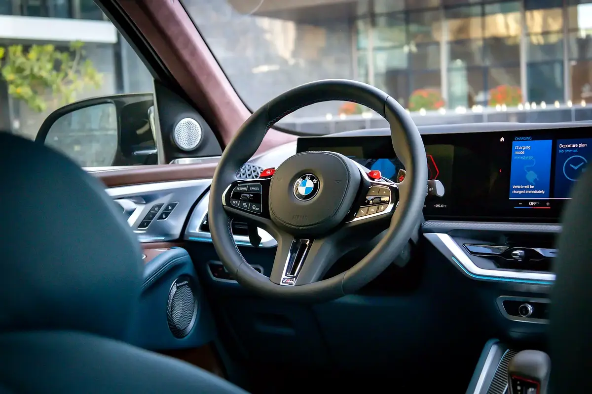 BMW XM 2023