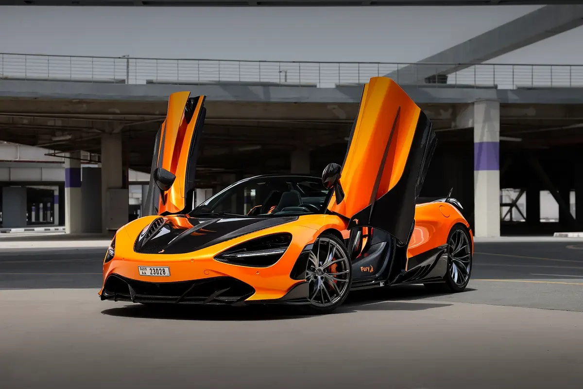 MCLAREN 720S COUPE 2023